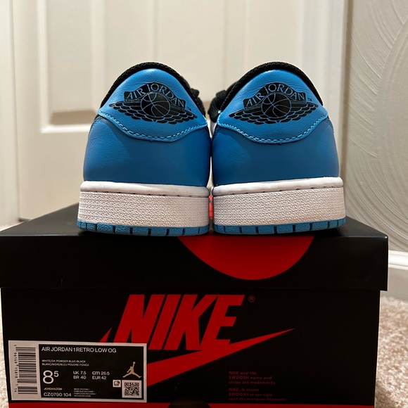 Air Jordan 1 Retro Low OG Obsidian - Picture 5 of 8